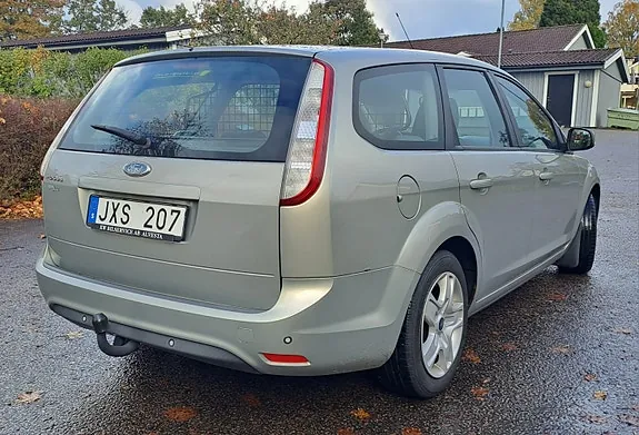 Ford Focus 2010 photo 4