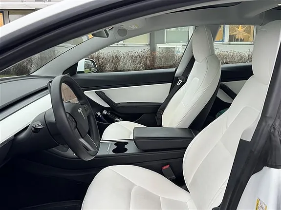 Tesla Model 3 2021 photo 5