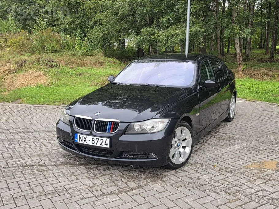 BMW 318 2008 photo 2