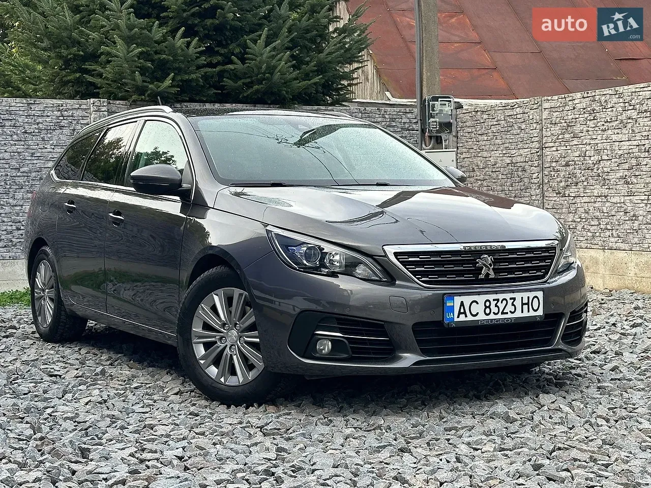 Peugeot 308 2017 photo 2