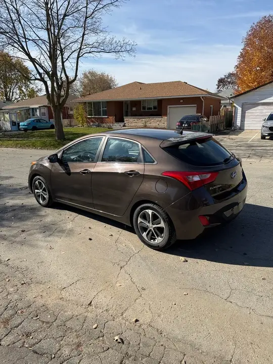 Hyundai Elantra 2016 photo 2