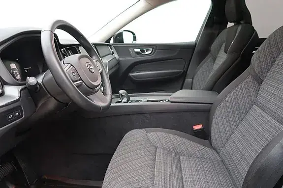 Volvo Xc60 2025 photo 4