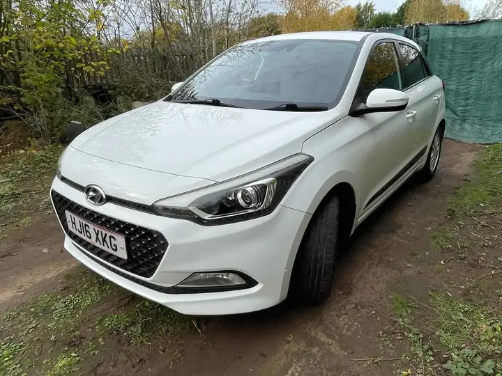 Hyundai I20 2016 photo 2