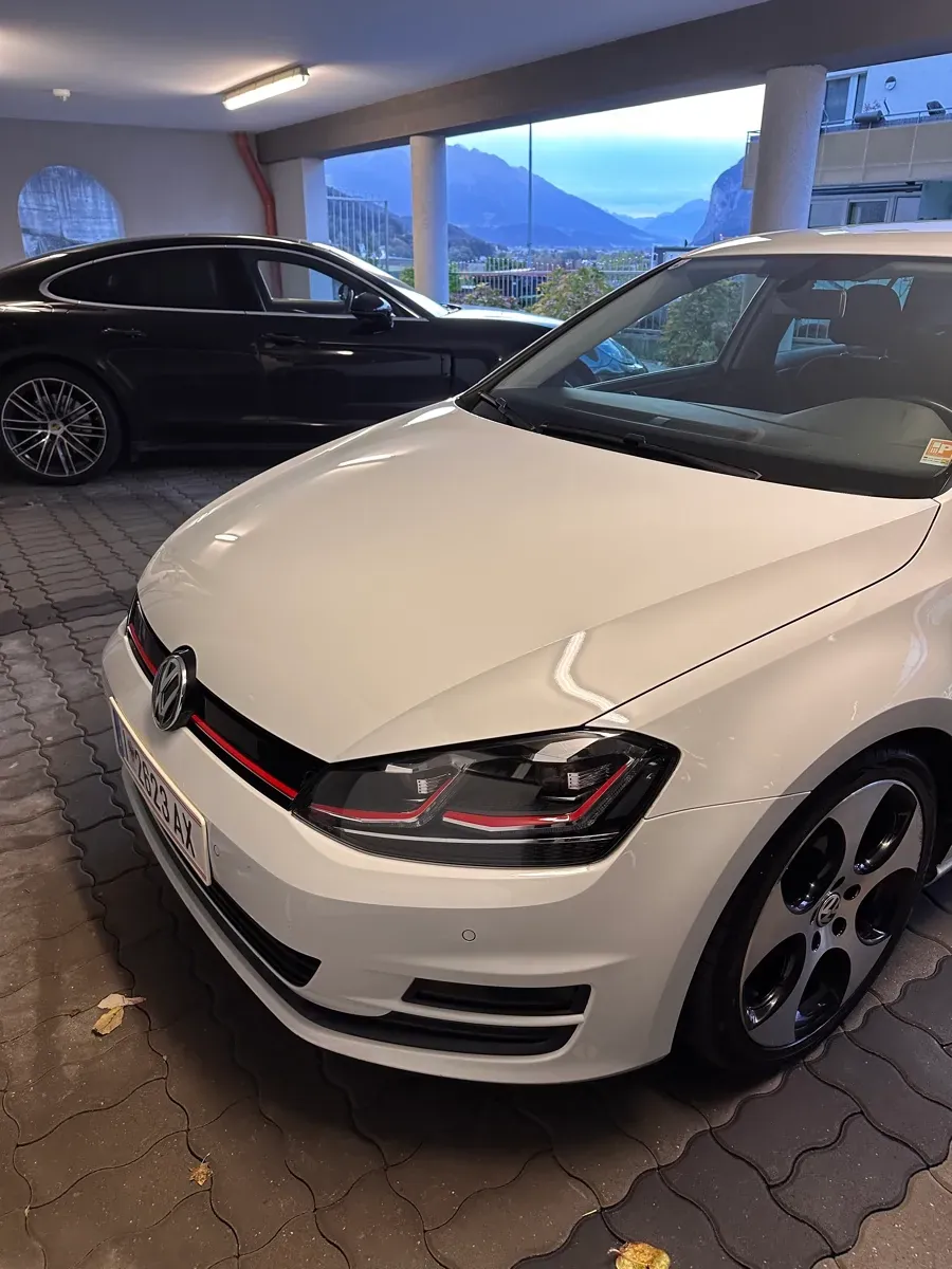 Volkswagen Golf 2014 photo 3