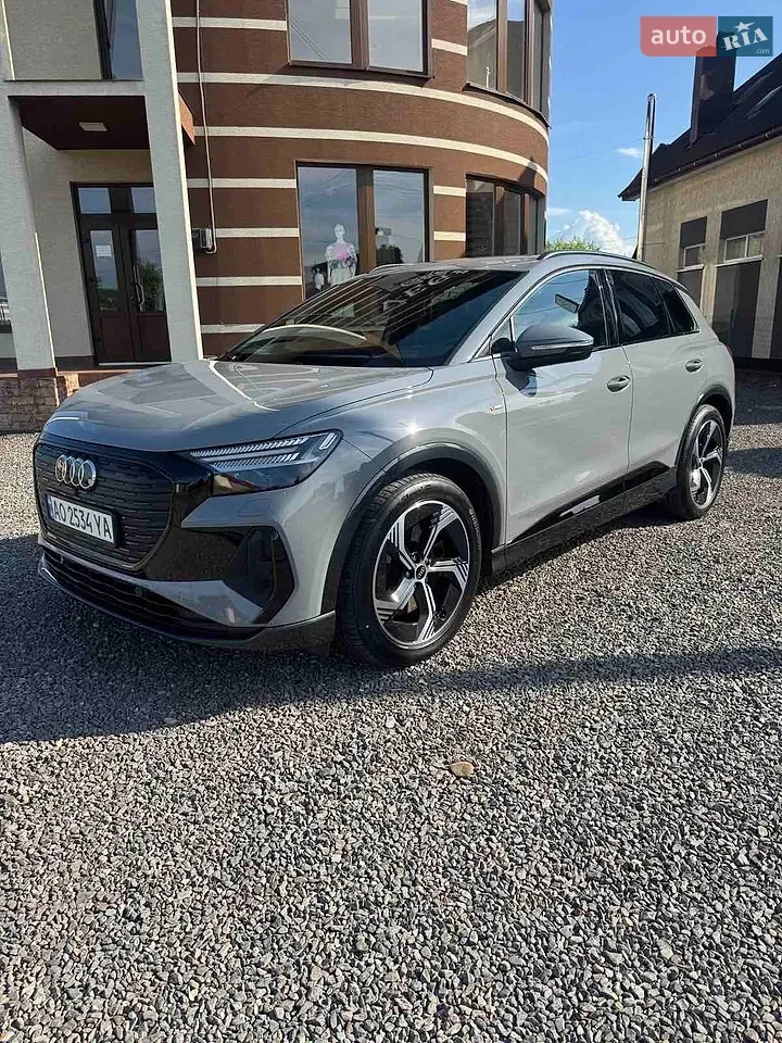 Audi Q4 E-Tron 2023 photo 2