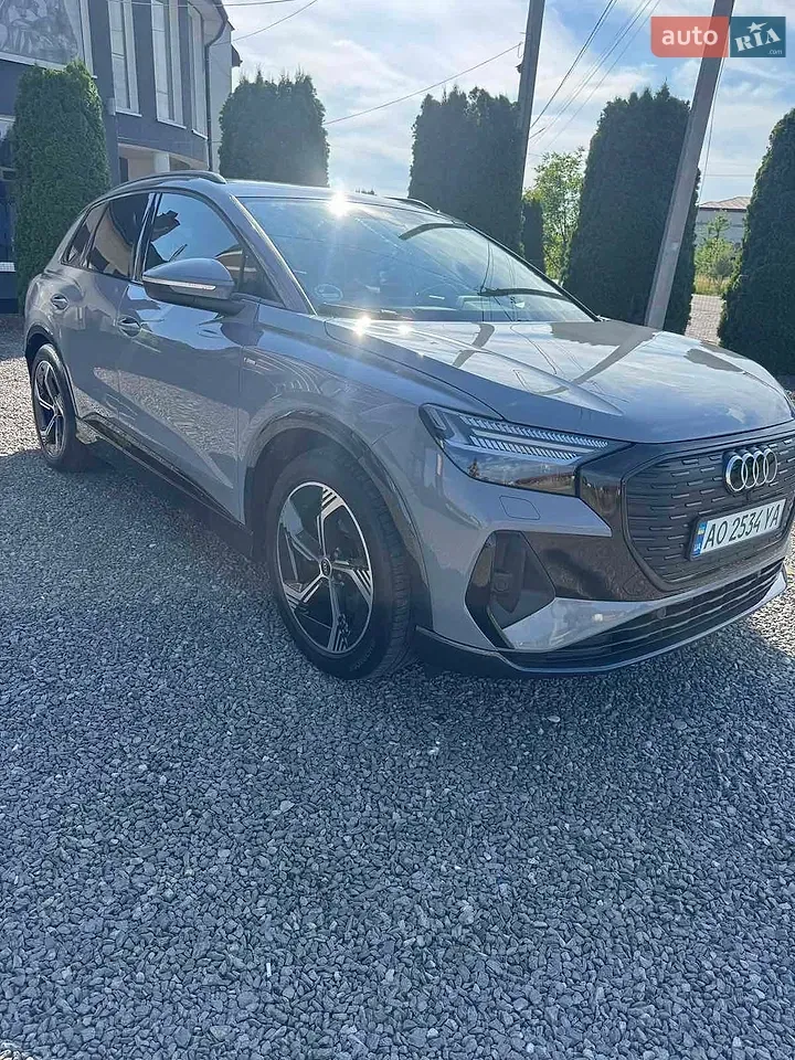 Audi Q4 E-Tron 2023 photo 3