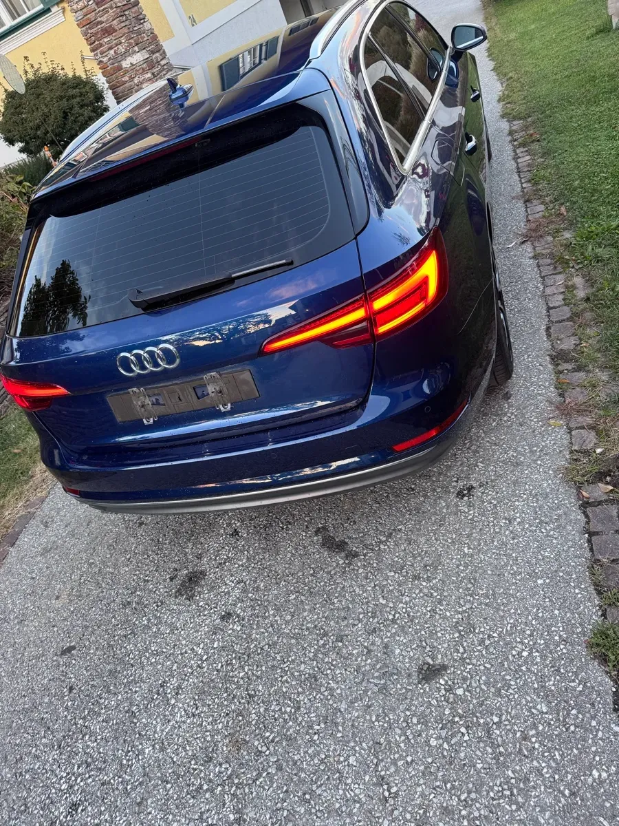 Audi A4 2017 photo 3