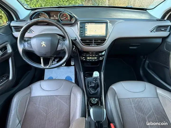 Peugeot 2008 2016 photo 5