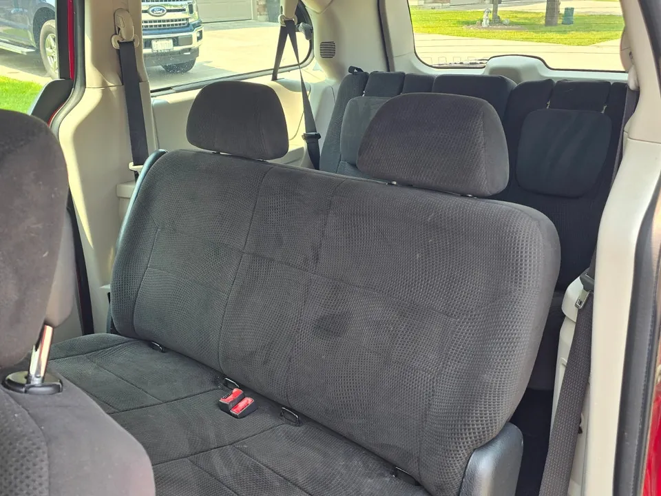 Dodge Grand Caravan 2012 photo 4
