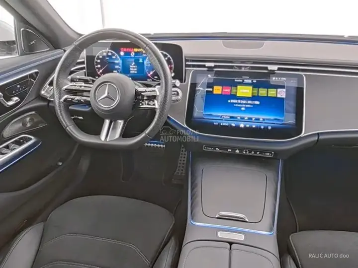 Mercedes-Benz E 220 2025 photo 5