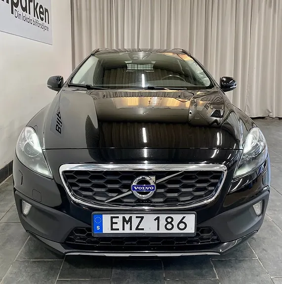 Volvo V40 Cross Country 2015 photo 3