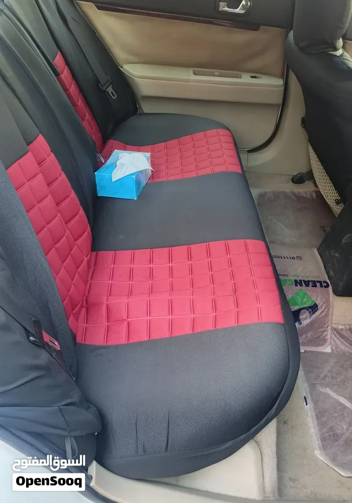 Mitsubishi Galant 2011 photo 2