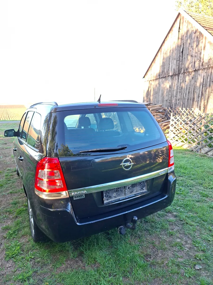 Opel Zafira 2013 photo 3
