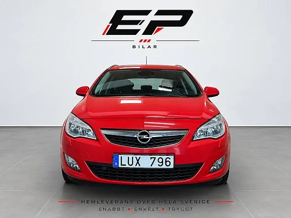 Opel Astra 2011 photo 2