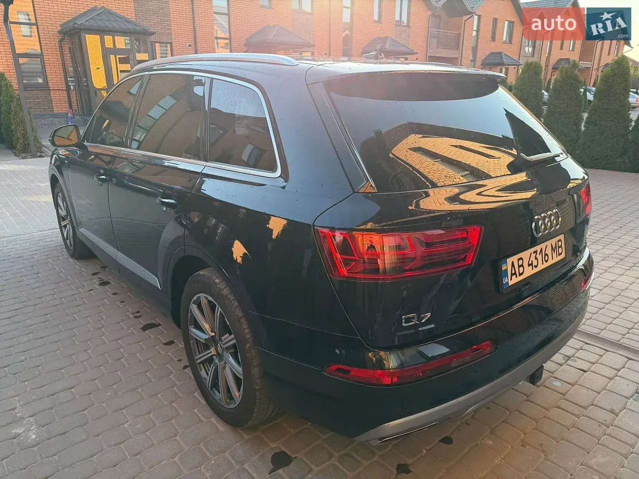 Audi Q7 2017 photo 4