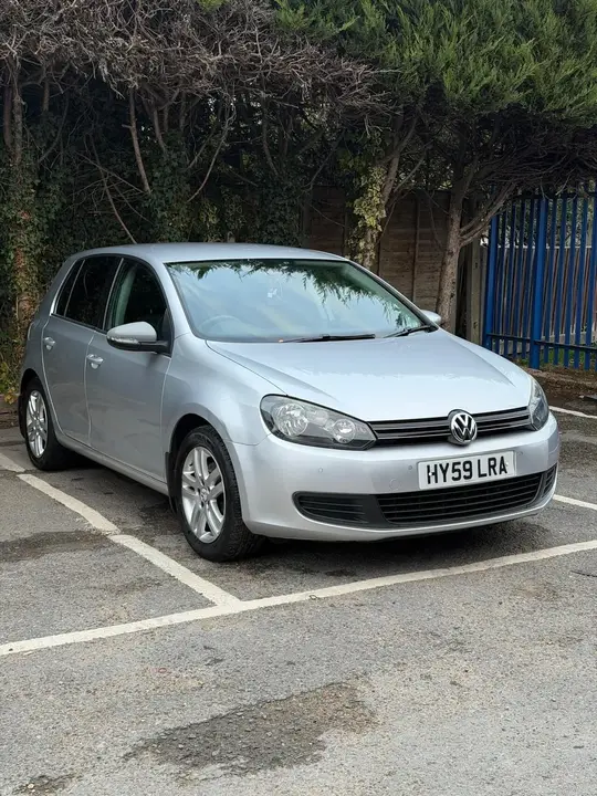 Volkswagen Golf 2009 photo 2