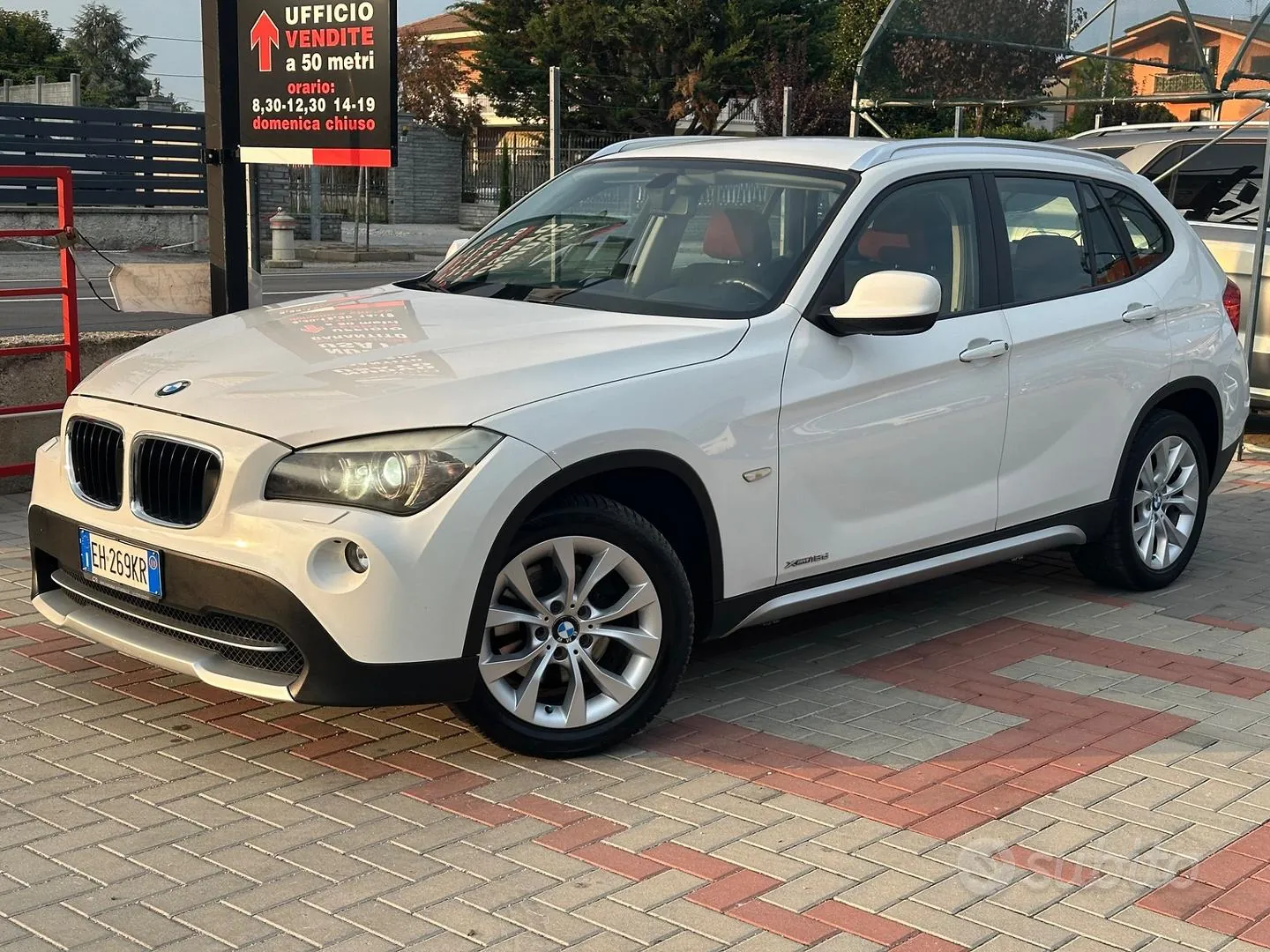 BMW X1 2011 photo 2