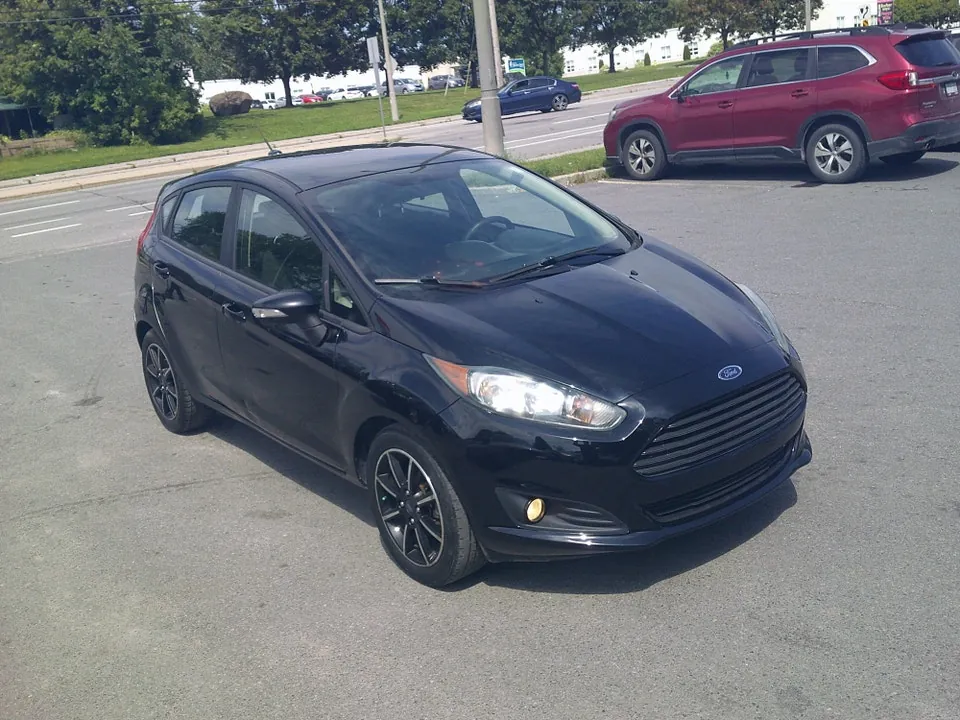 Ford Fiesta 2019 photo 2