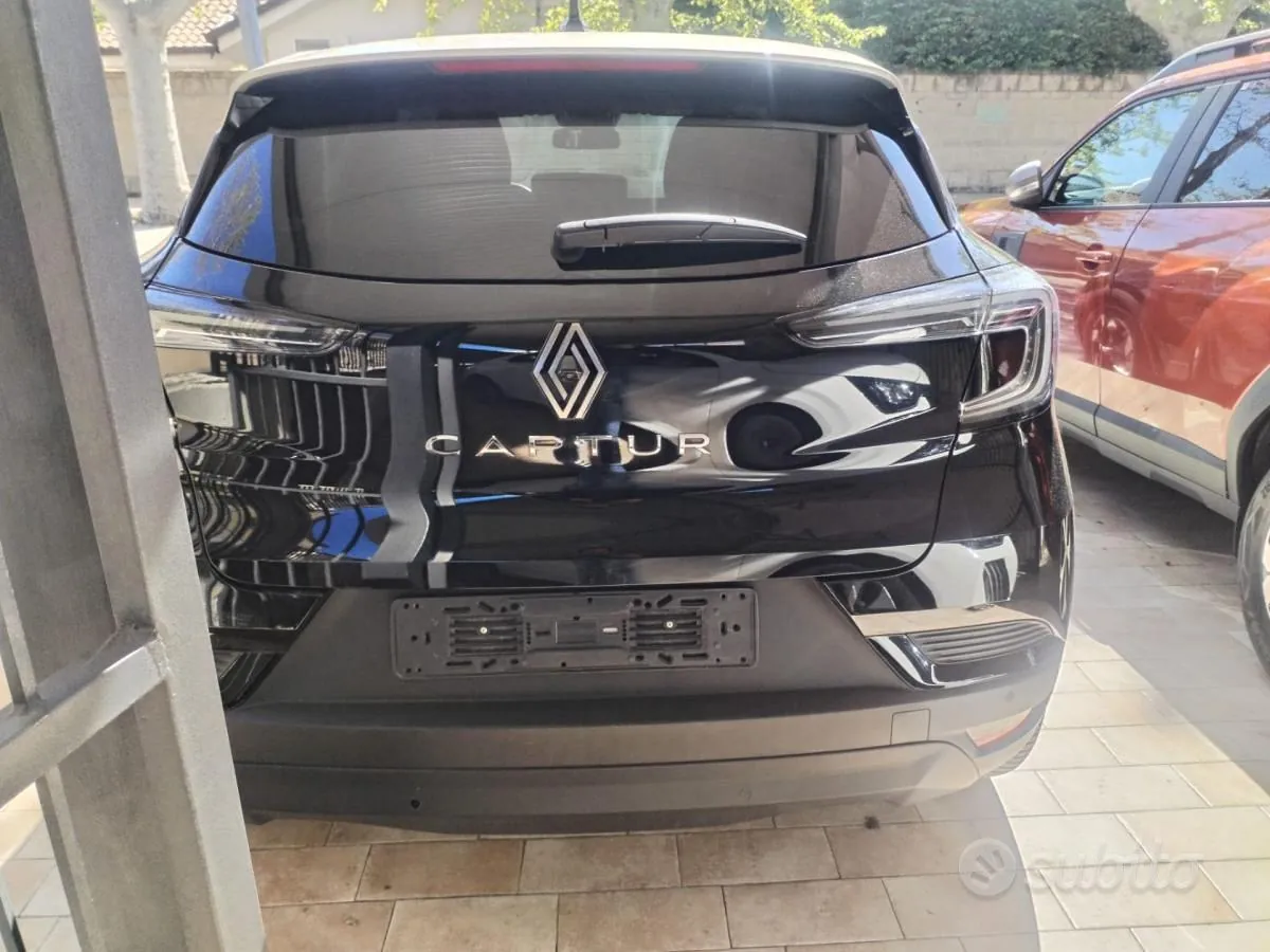 Renault Captur 2025 photo 3