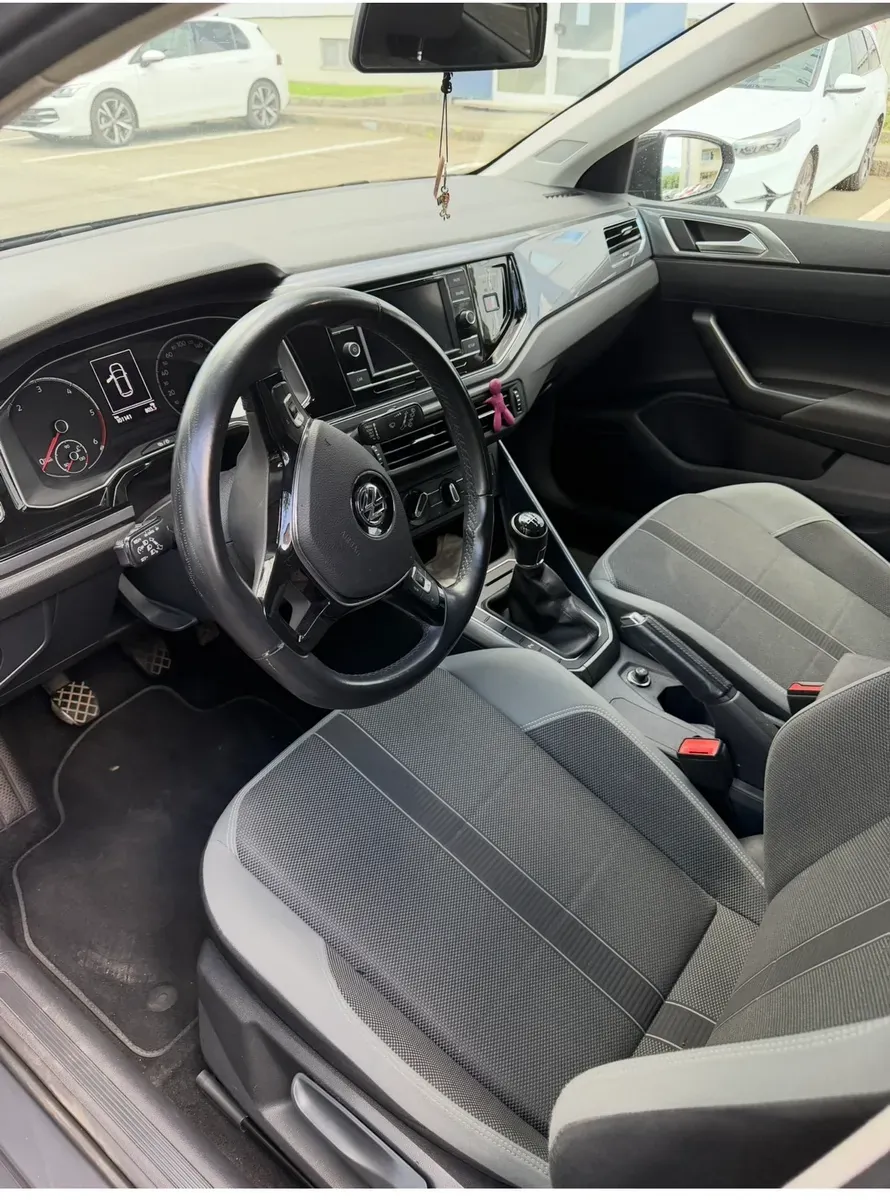 Volkswagen Polo 2018 photo 3