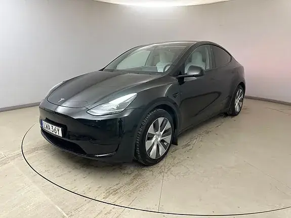 Tesla Model Y 2023 photo 2