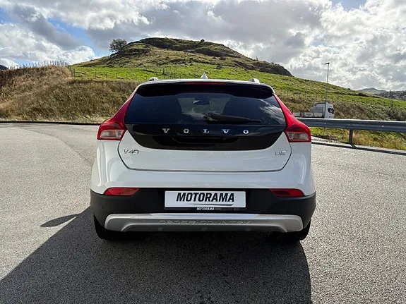 Volvo V40 Cross Country 2016 photo 4