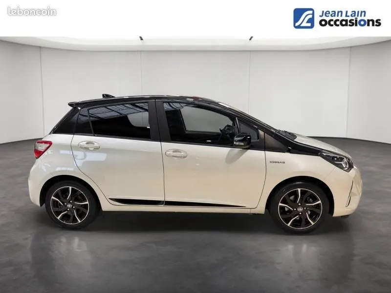 Toyota Yaris 2018 photo 4