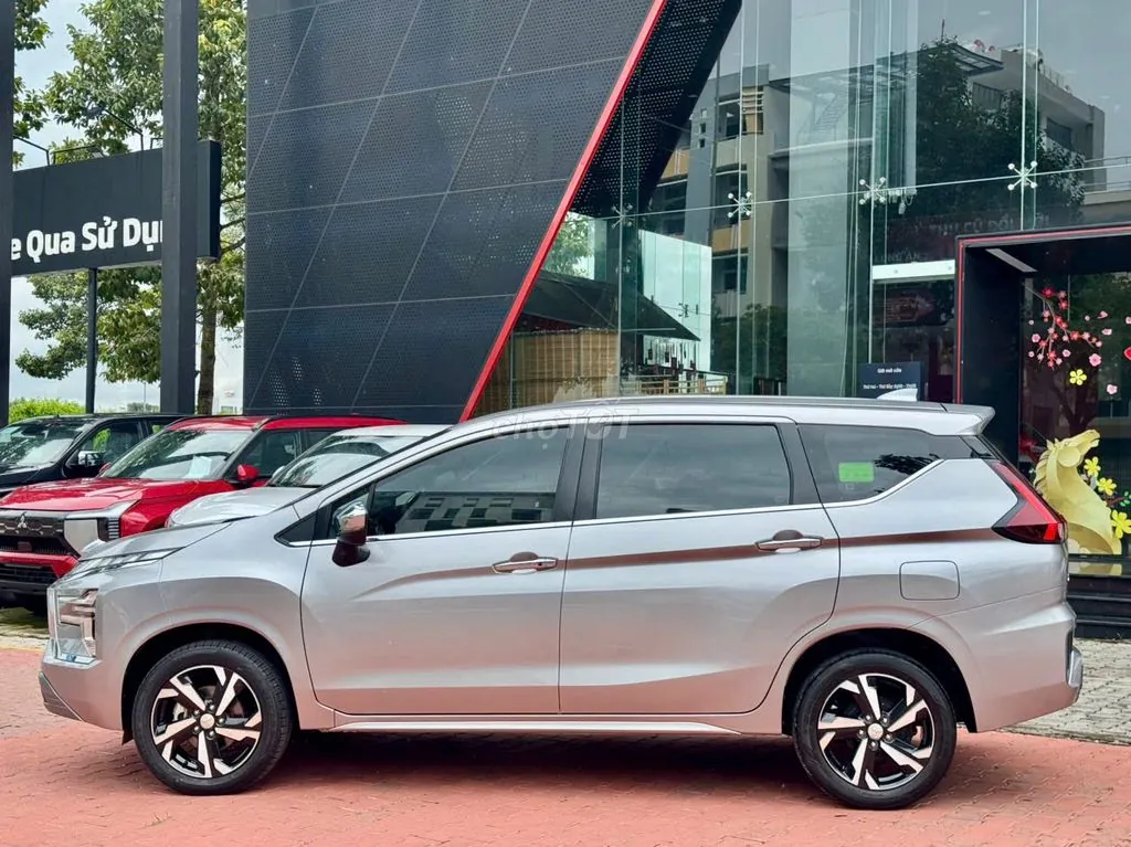 Mitsubishi Xpander 2024 photo 2