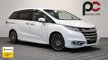 Honda Odyssey 2013 photo 2