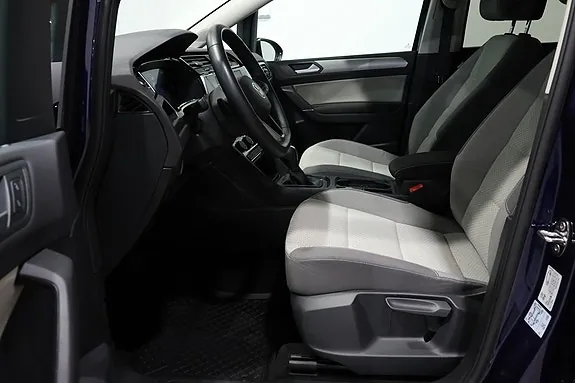 Volkswagen Touran 2025 photo 5