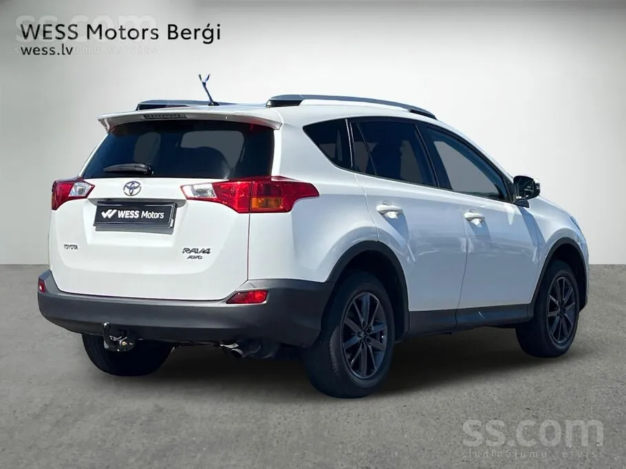 Toyota Rav 4 2015 photo 2