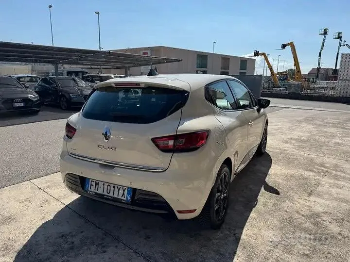 Renault Clio 2018 photo 4