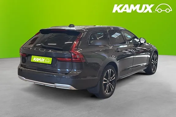 Volvo V90 Cross Country 2021 photo 4