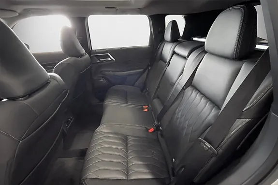 Mitsubishi Outlander 2026 photo 5