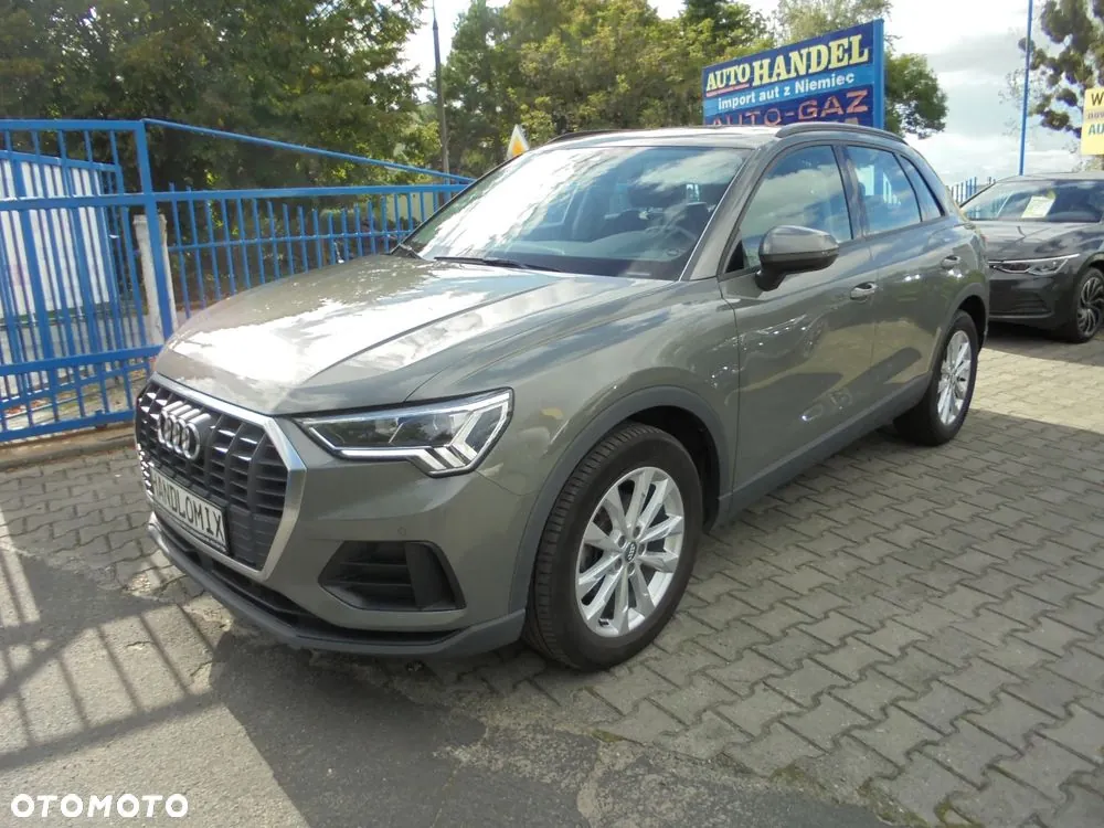 Audi Q3 2020 photo 2