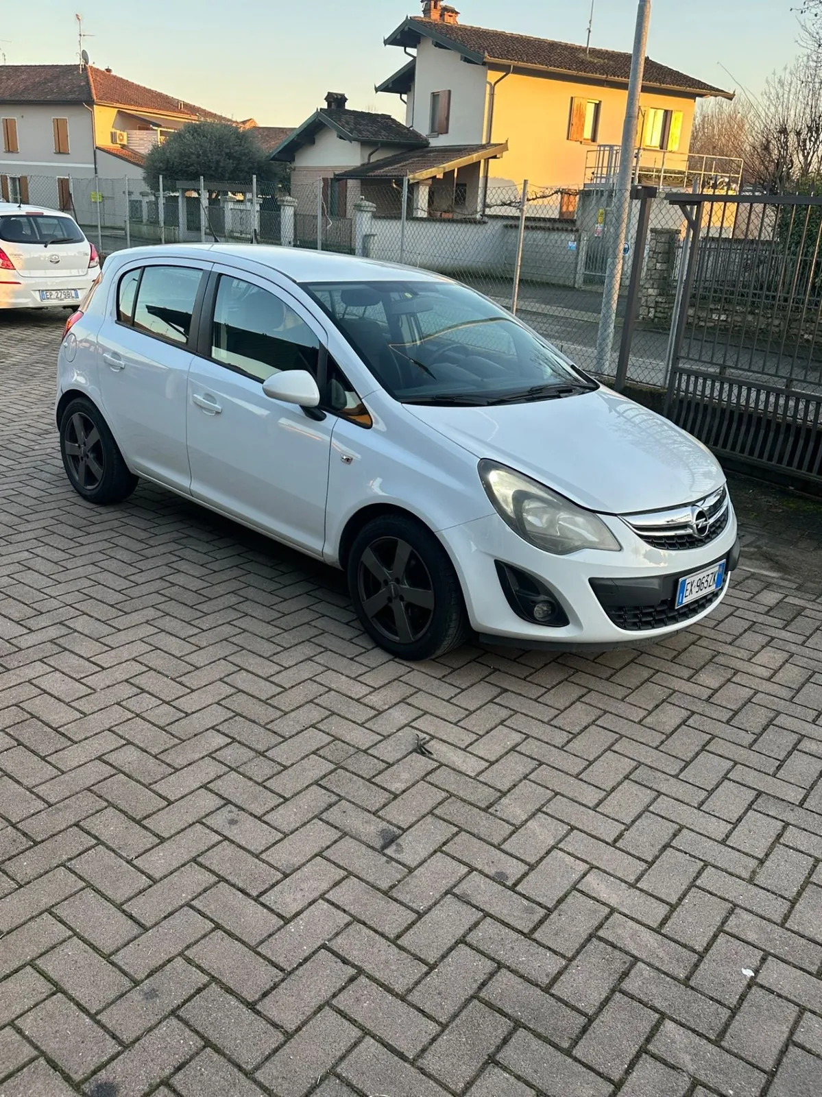 Opel Corsa 2015 photo 2