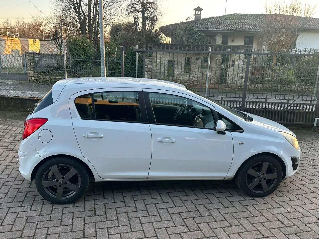Opel Corsa 2015 photo 3