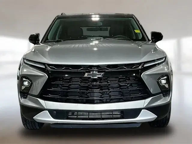 Chevrolet Blazer 2024 photo 2