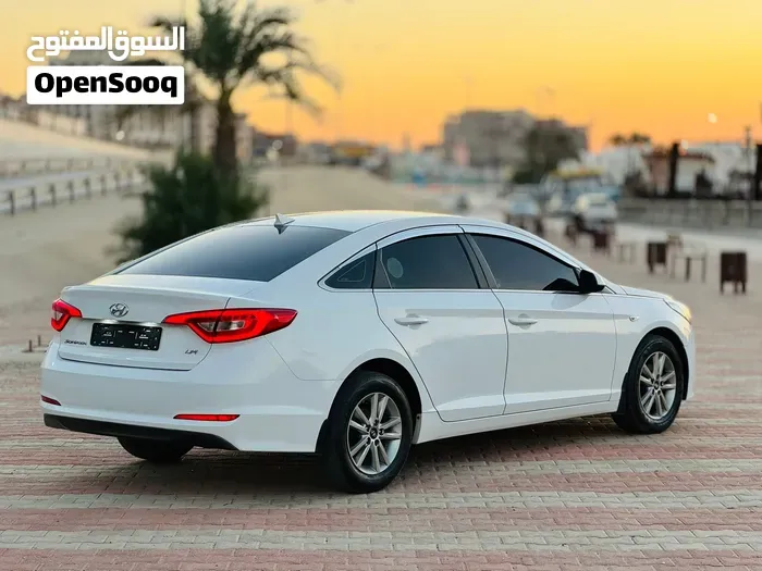 Hyundai Sonata 2016 photo 2