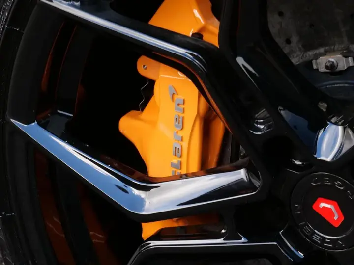 Mclaren 720S 2022 photo 4