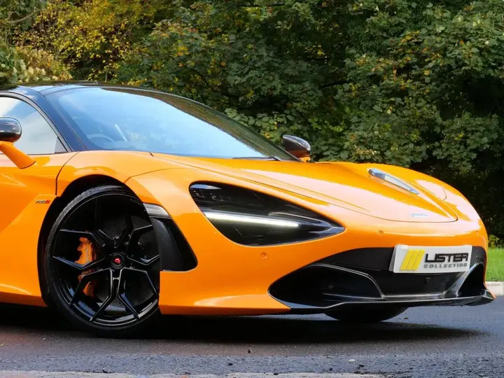 Mclaren 720S 2022 photo 2