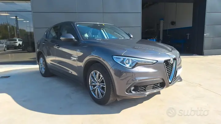 Alfa Romeo Stelvio 2021 photo 4