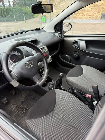 Toyota Aygo 2012 photo 4