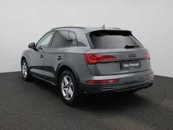 Audi Q5 2023 photo 2