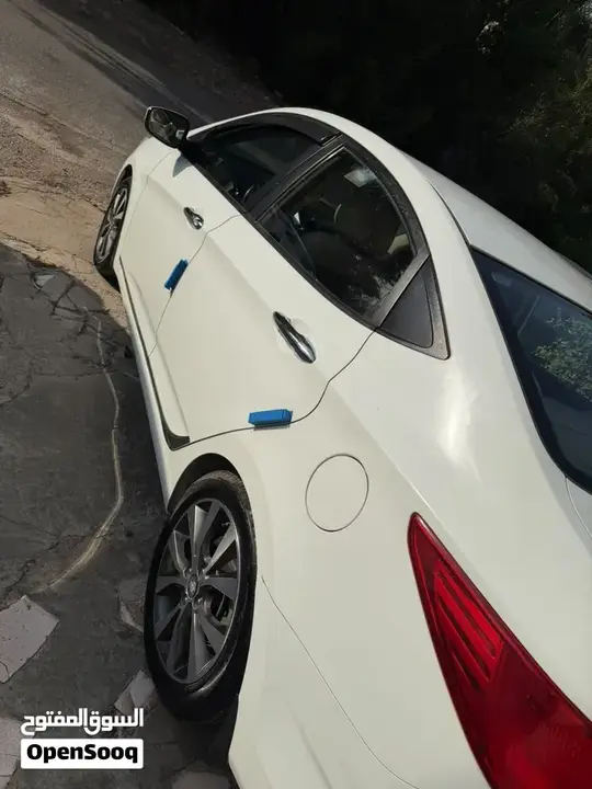 Hyundai Accent 2016 photo 3