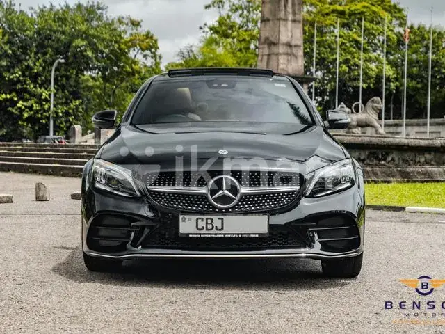 Mercedes-Benz C200 2020 photo 2