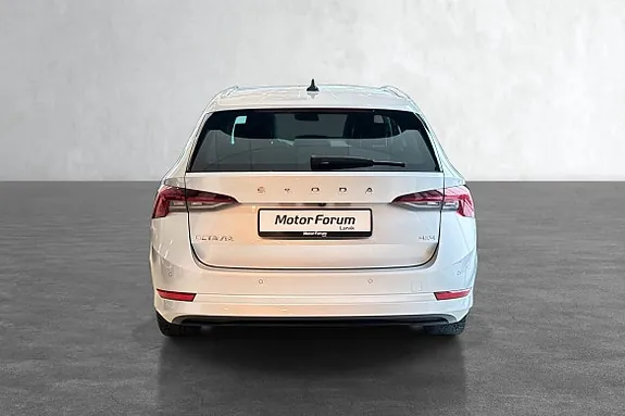 Skoda Octavia 2022 photo 5
