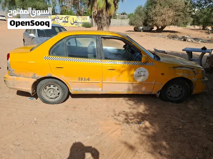 Hyundai Verna 2004 photo 4