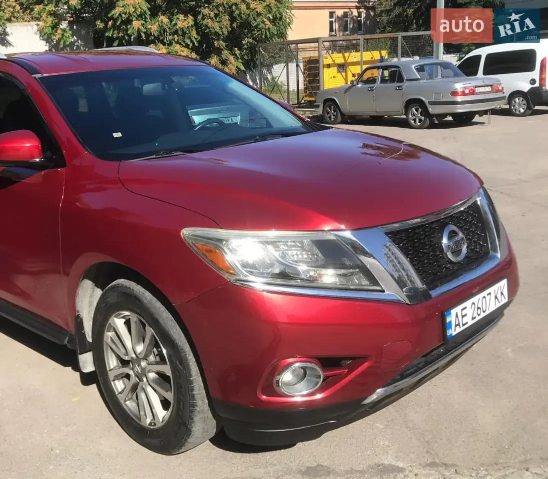 Nissan Pathfinder 2015 photo 2