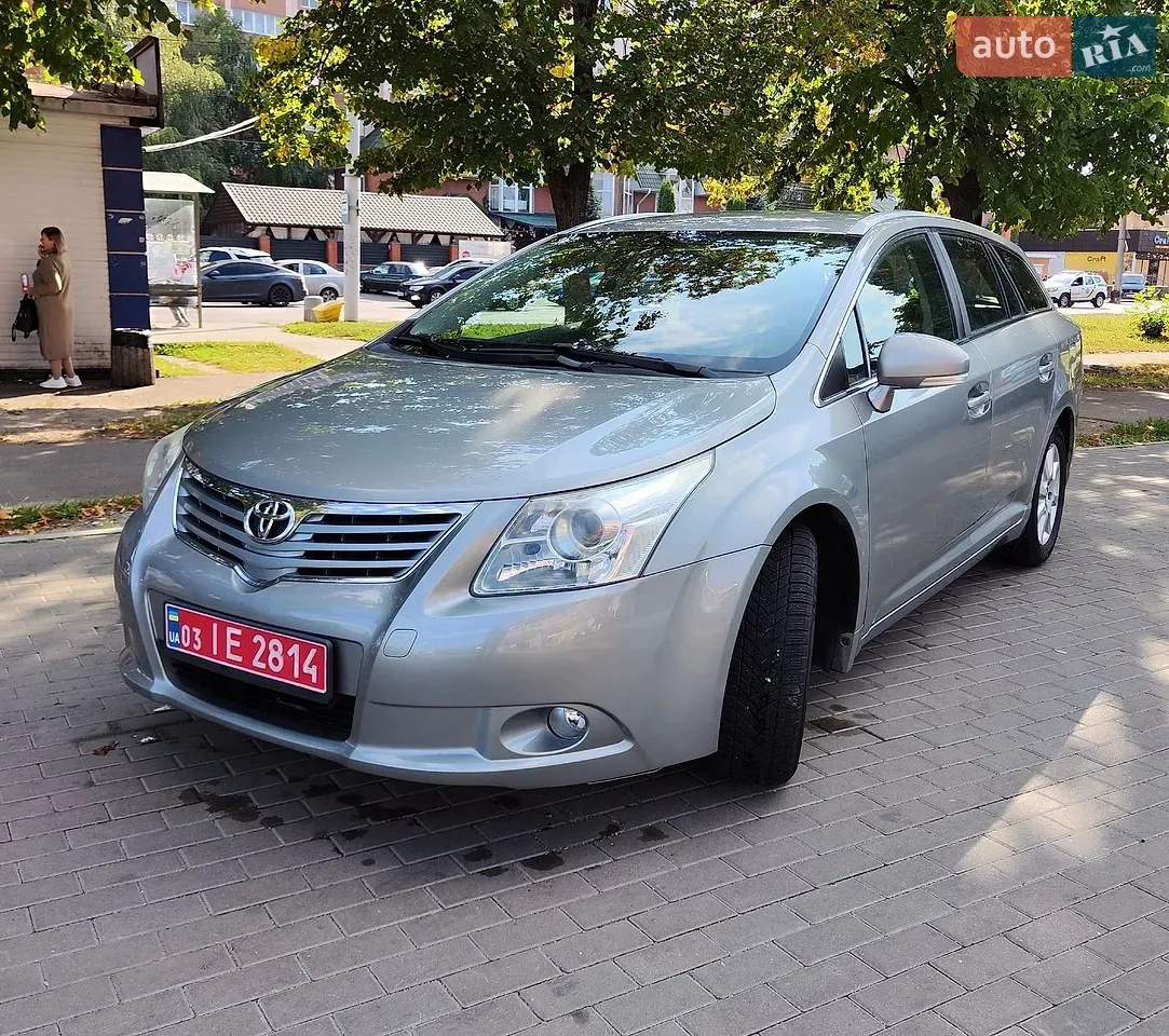 Toyota Avensis 2010 photo 3